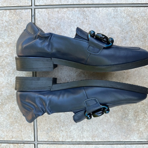 Softwaves Navy  Leather Loafer - Picture 8 of 12